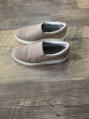 OTBT Women's Slip-On Casual Flats in Taupe